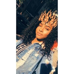 Meet your Posher, Jamila